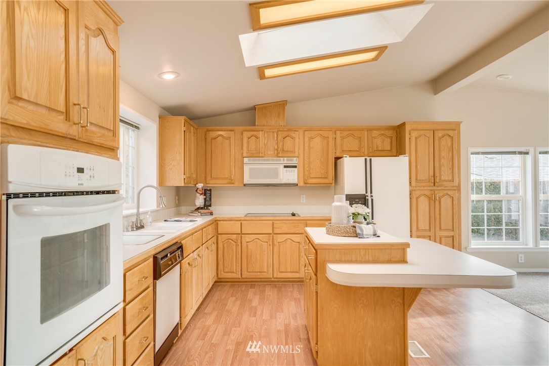 1634 Meadow Ridge Drive, Unit 29 Wenatchee, WA 98801 - Photo 11 of 39 Gallery Image 11