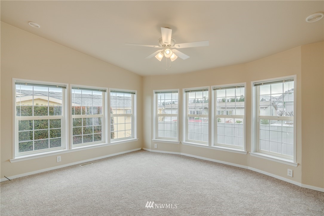 1634 Meadow Ridge Drive, Unit 29 Wenatchee, WA 98801 - Photo 6 of 39 Gallery Image 6