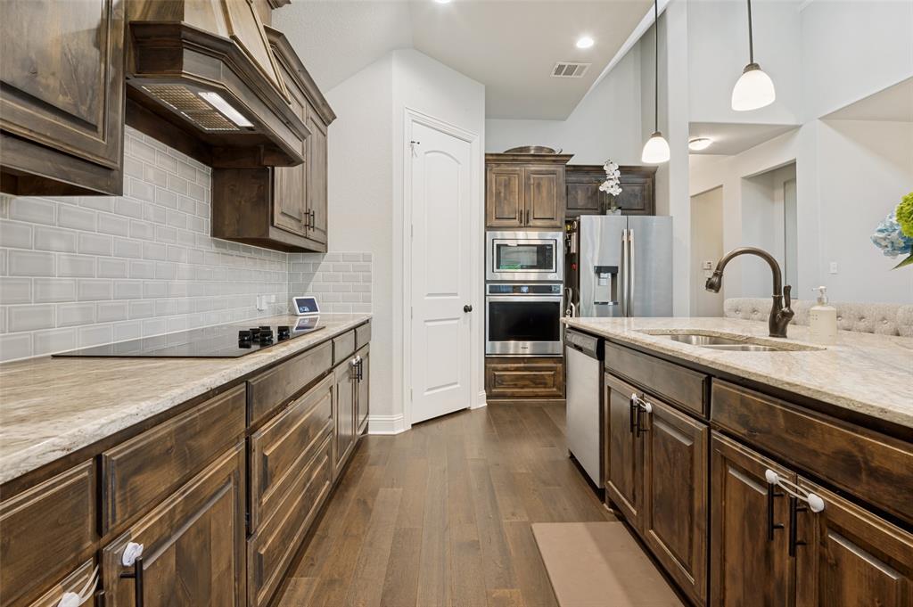 5605 South 14th Street Midlothian, TX 76065 - Photo 8 of 27