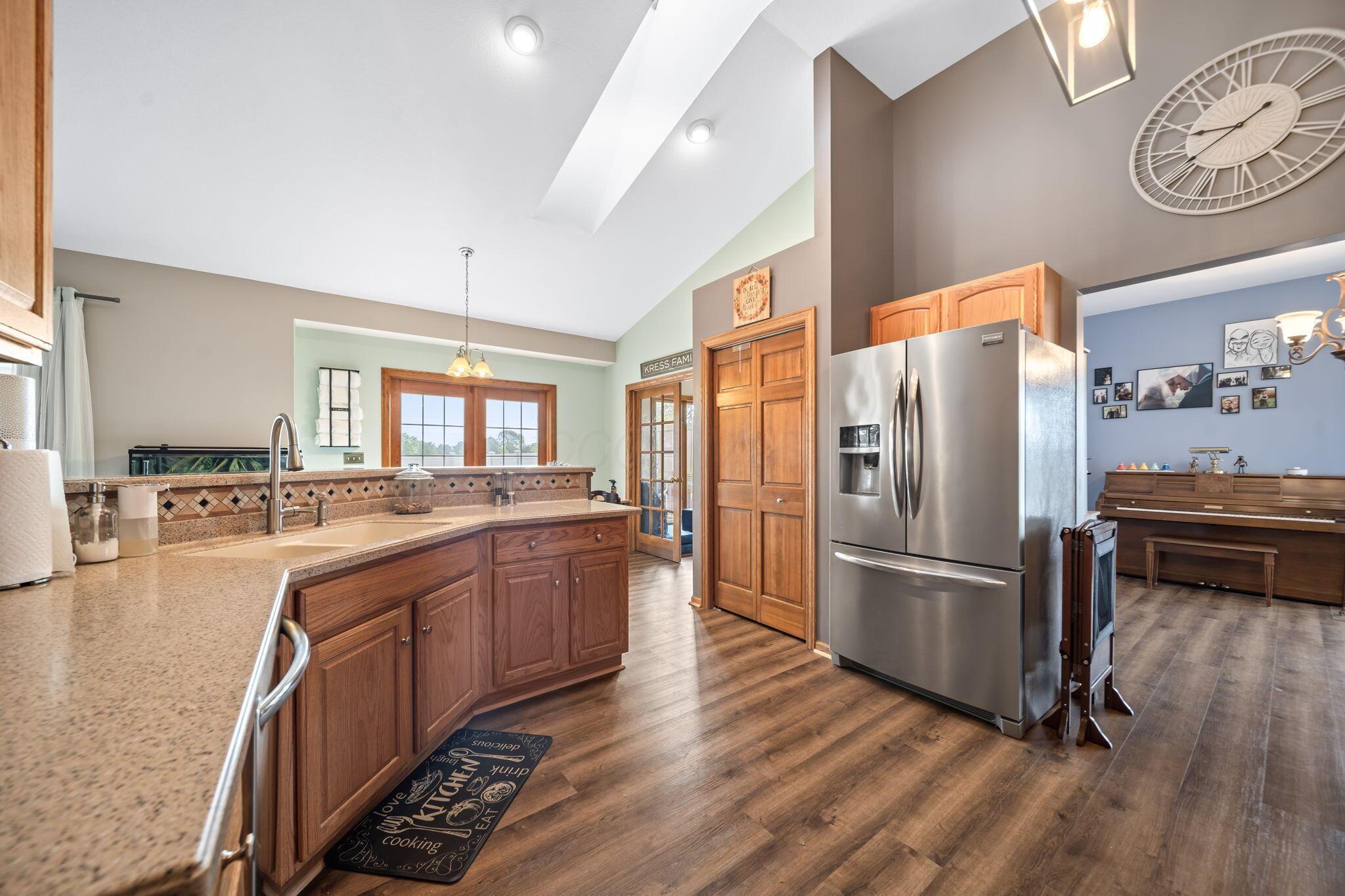 109 Duck Pond Road Upper Sandusky, OH 43351 - Photo 12 of 77 Kitchen