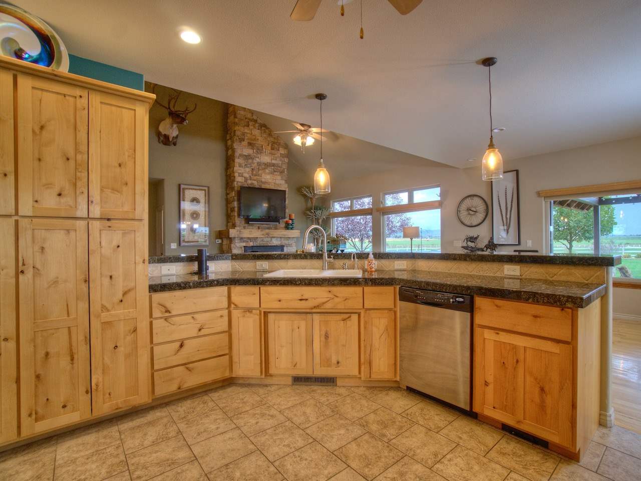 1516 13 Road Loma, CO 81524 - Photo 16 of 32