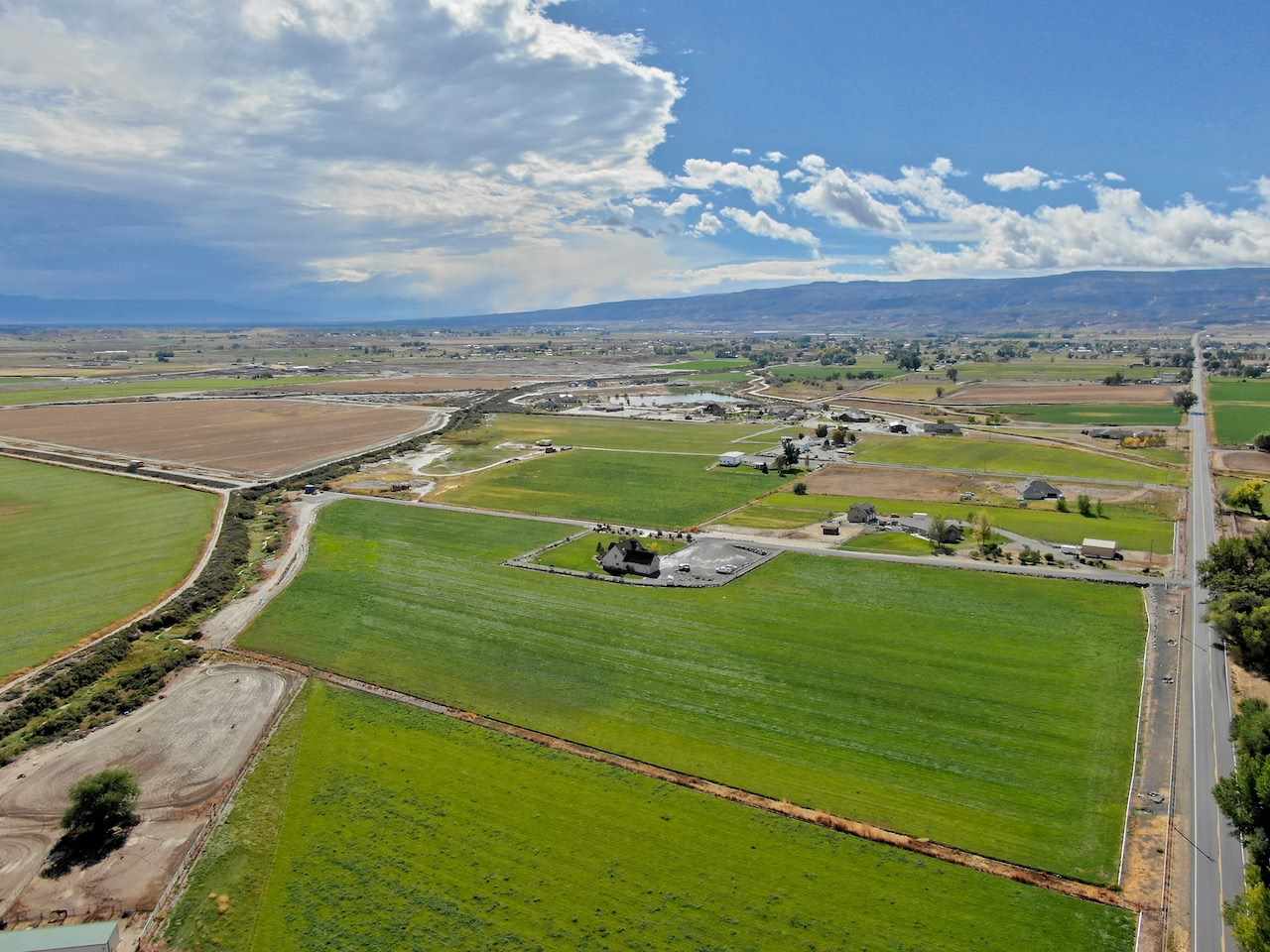 1516 13 Road Loma, CO 81524 - Photo 32 of 32 a view of a water yard and an outdoor seating