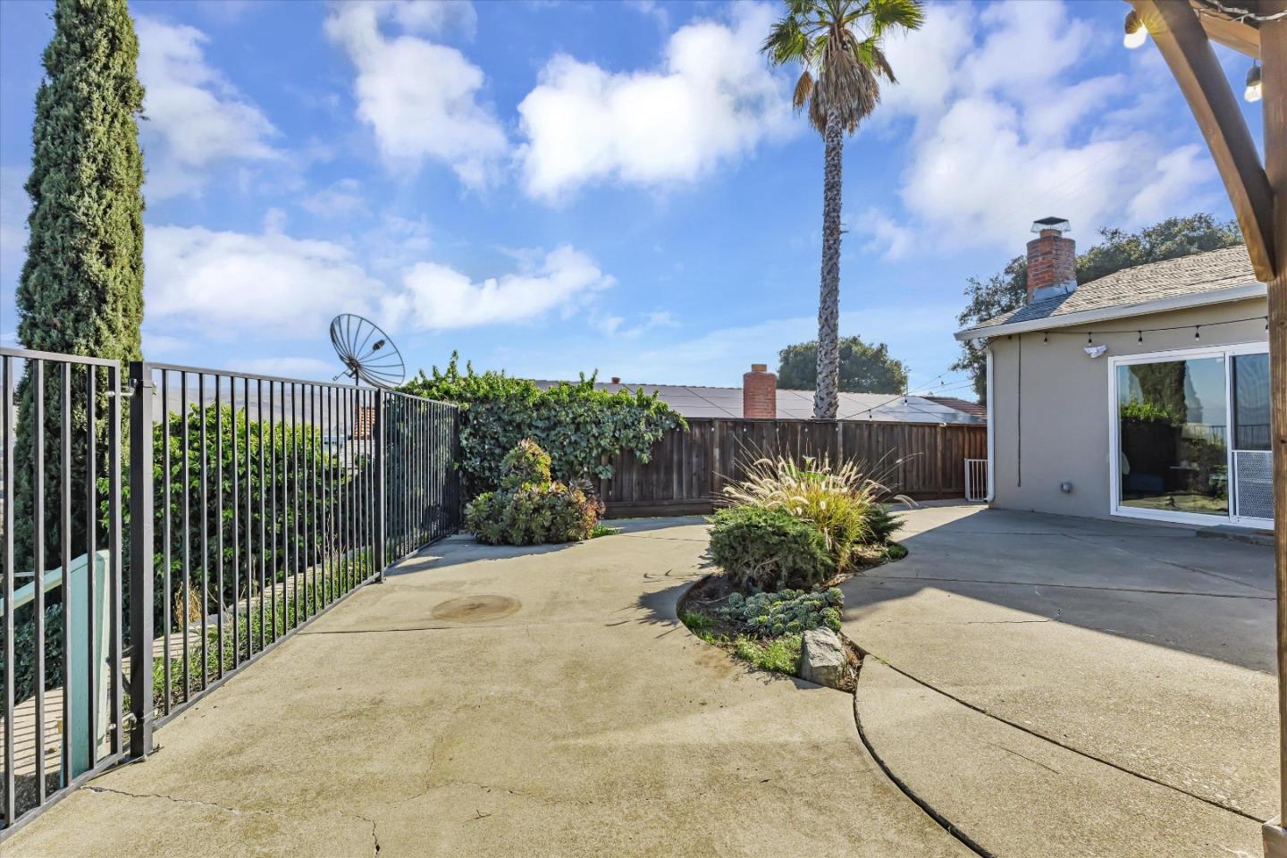 363 River View Drive San Jose, CA 95111 - Photo 34 of 41 a view of a garden with a pathway