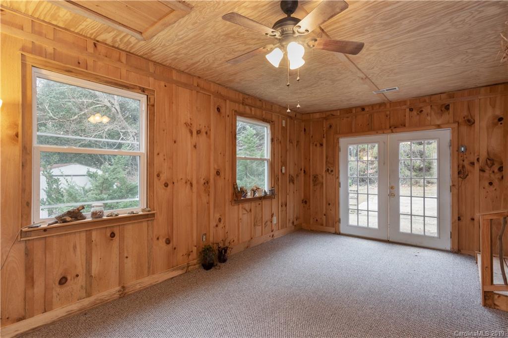 435 Hogsed Road Brevard, NC 28712 - Photo 22 of 27 Gallery Image 22