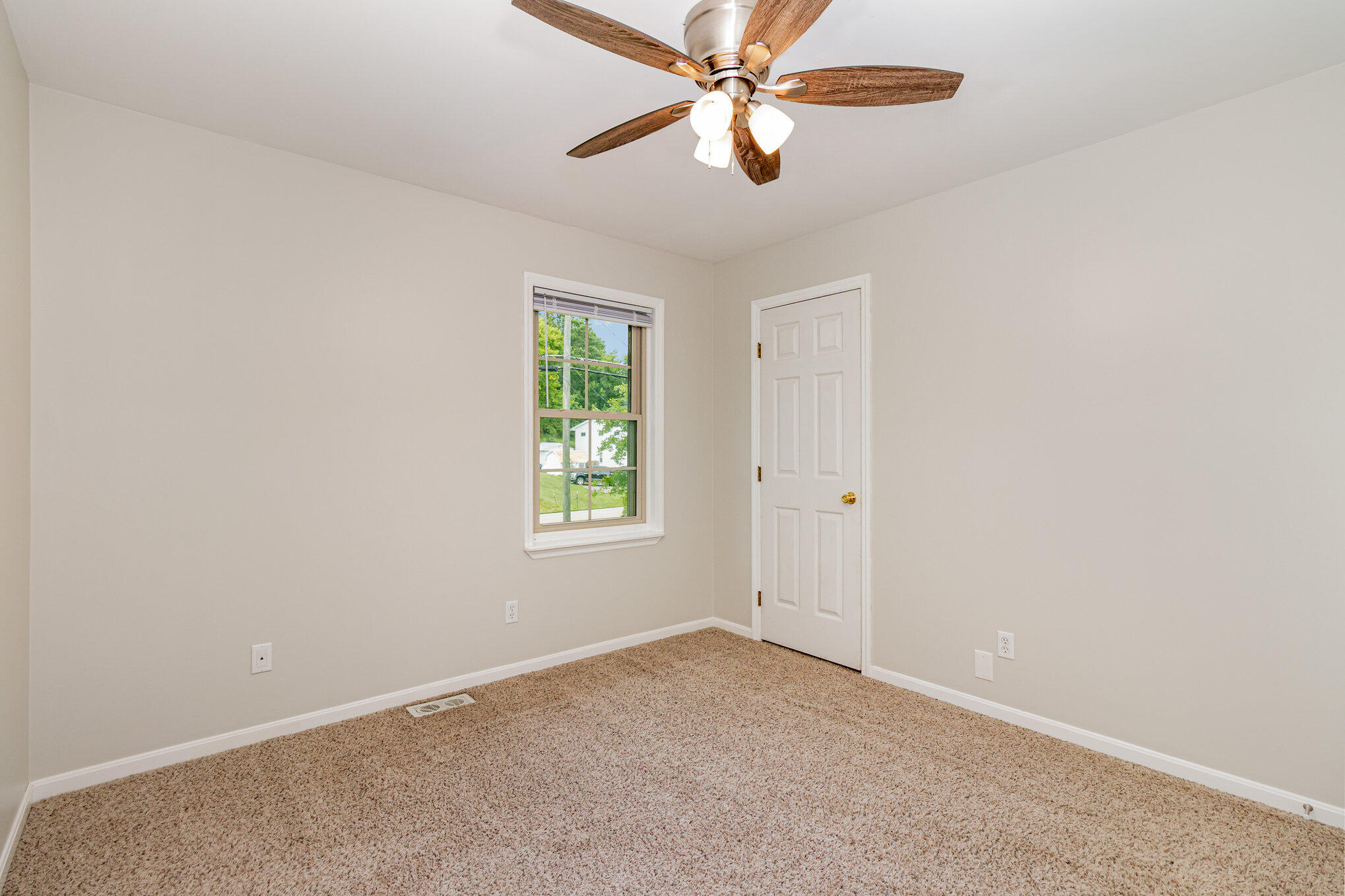 1897 Independence Road Independence, KY 41051 - Photo 23 of 40