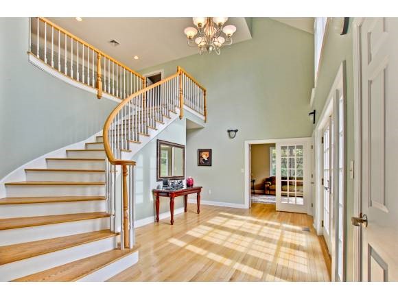 7 Elizabeth Lane Rye, NH 03870 - Photo 5 of 28