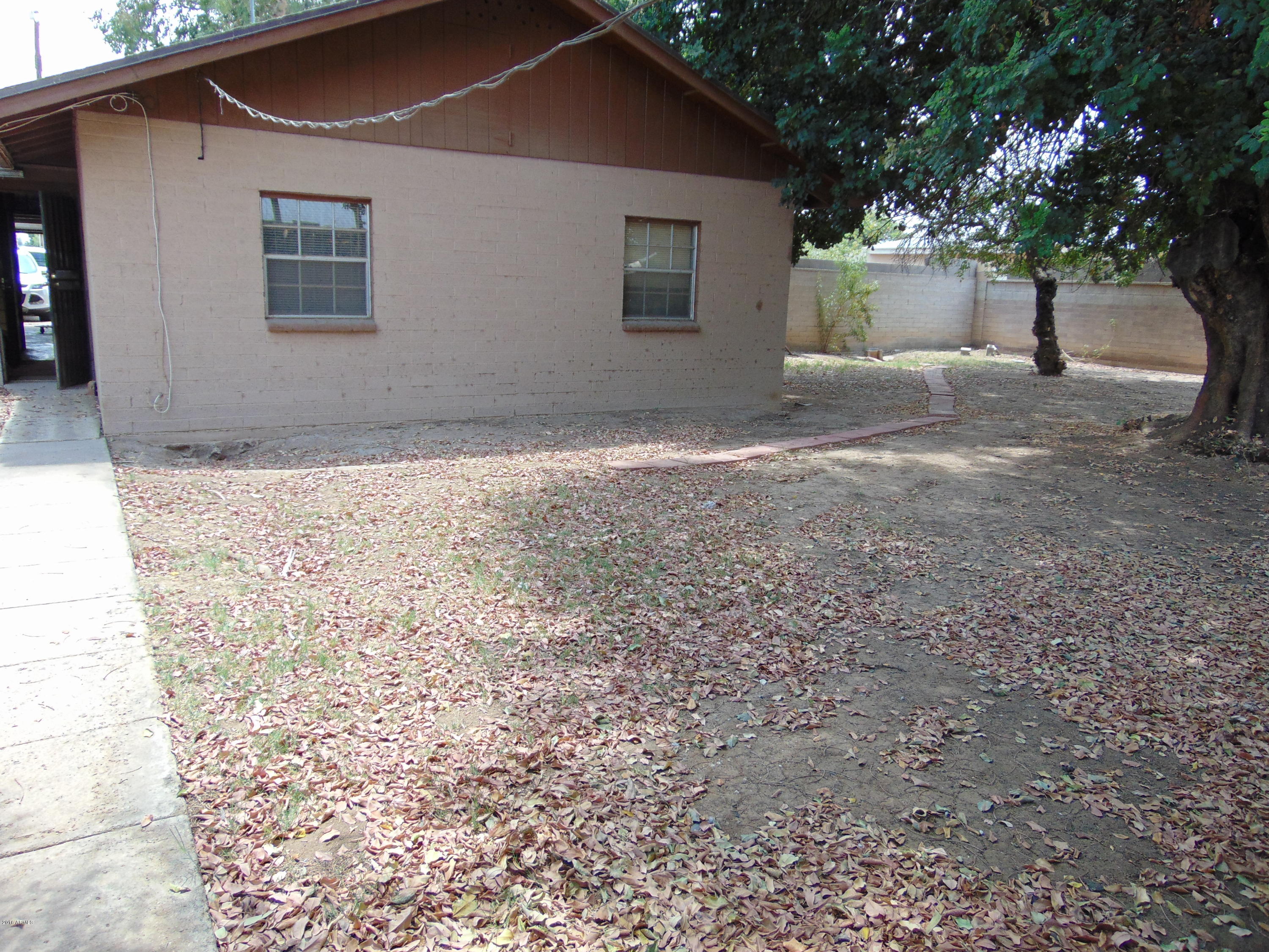 4502 West Osborn Road Phoenix, AZ 85031 - Photo 12 of 15 DSC00130