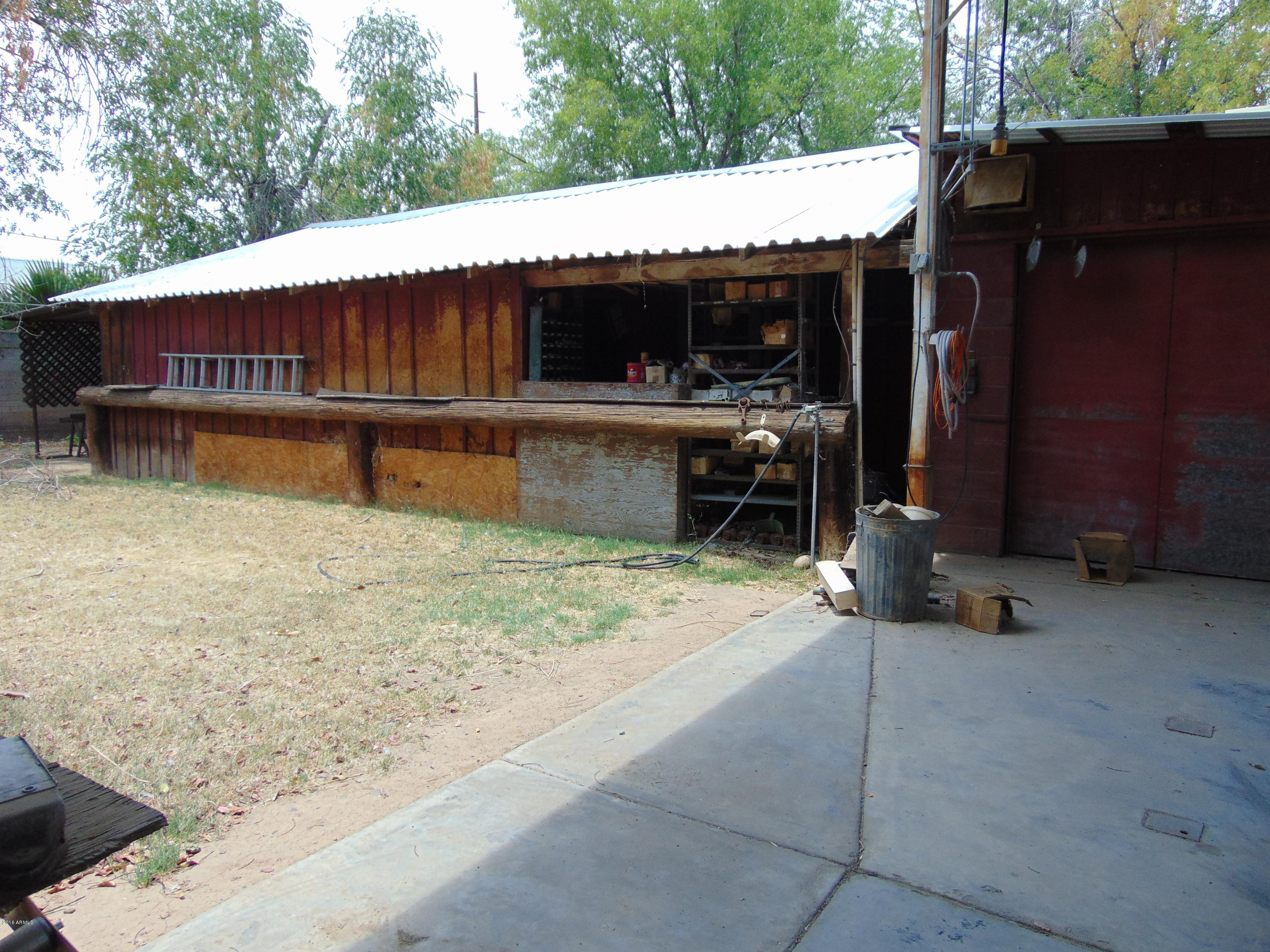 4502 West Osborn Road Phoenix, AZ 85031 - Photo 13 of 15 barn