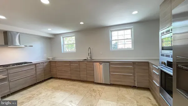 $2,550 | 324 Avon Street, Philadelphia, PA 19116