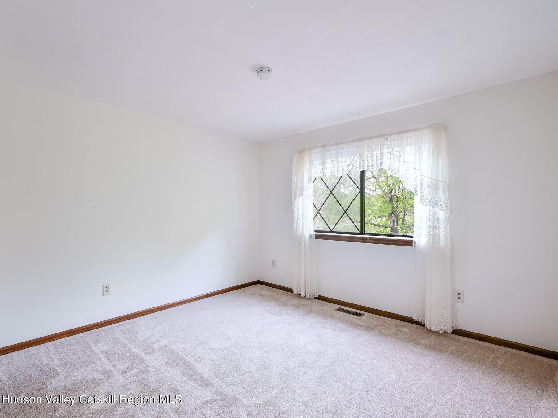 119 Stringham Road, Unit 5 LaGrange, NY 12540 - Photo 24 of 31 photo_online_020