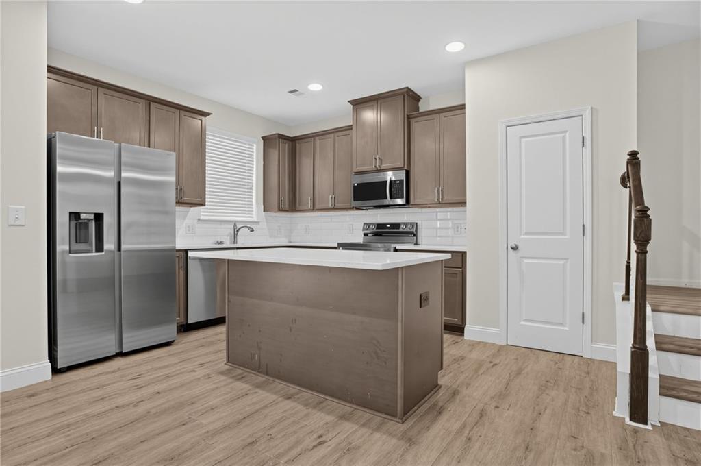 4933 Longview Walk Decatur, GA 30035 - Photo 3 of 19 Gallery Image 3