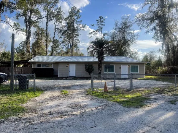 $1,600 | 211 Northwest Highway 441, Micanopy, FL 32667