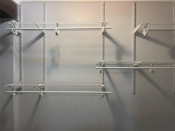 $1,600 | 211 Northwest Highway 441, Micanopy, FL 32667