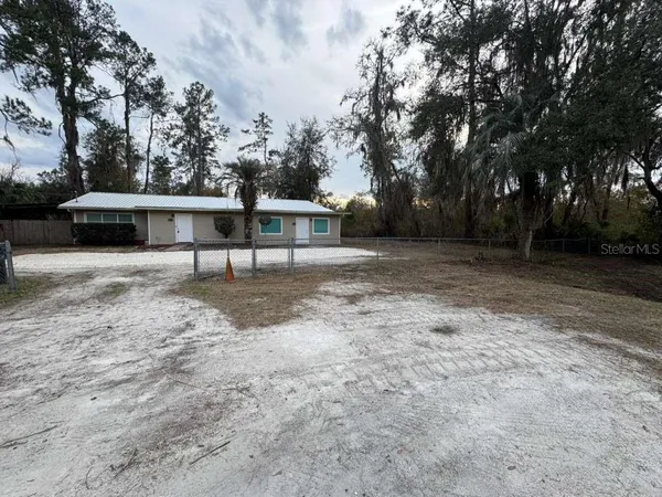 $1,600 | 211 Northwest Highway 441, Micanopy, FL 32667