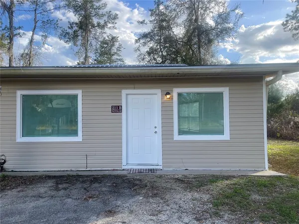 $1,600 | 211 Northwest Highway 441, Micanopy, FL 32667