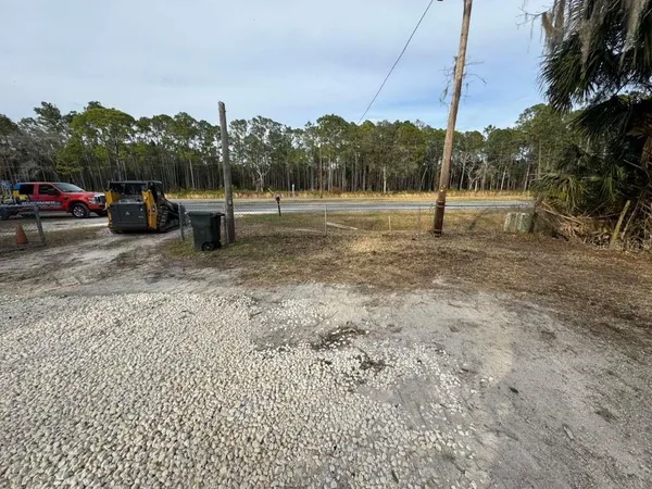 $1,600 | 211 Northwest Highway 441, Micanopy, FL 32667