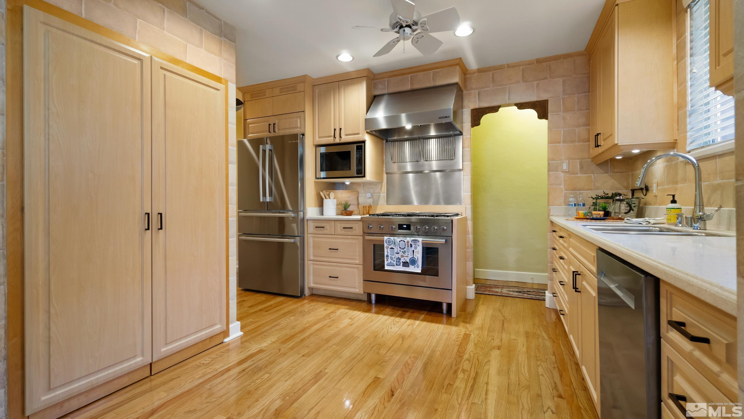 626 Marsh Avenue Reno, NV 89509 - Photo 11 of 40 Photo 11