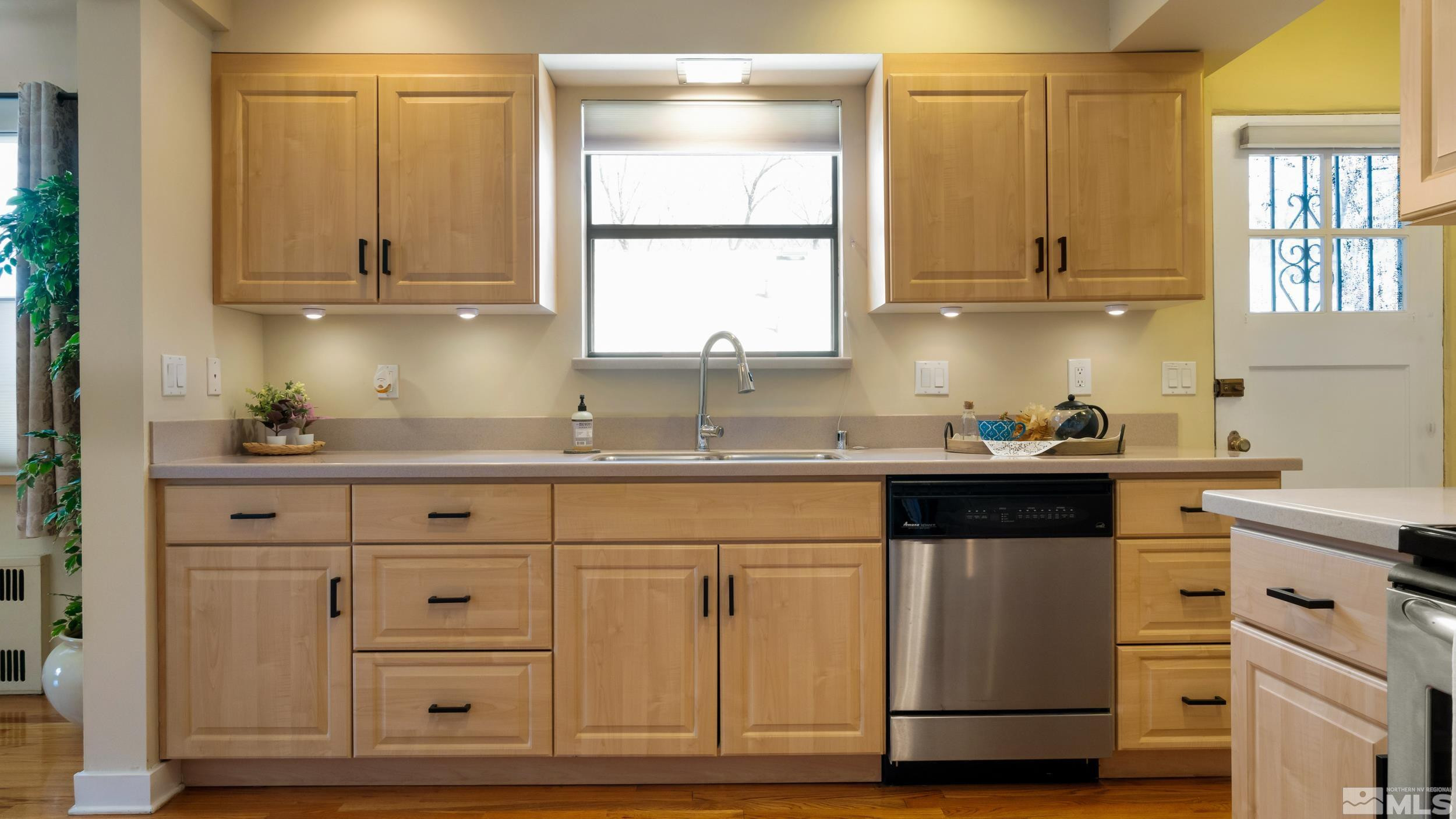 626 Marsh Avenue Reno, NV 89509 - Photo 29 of 40 Photo 29