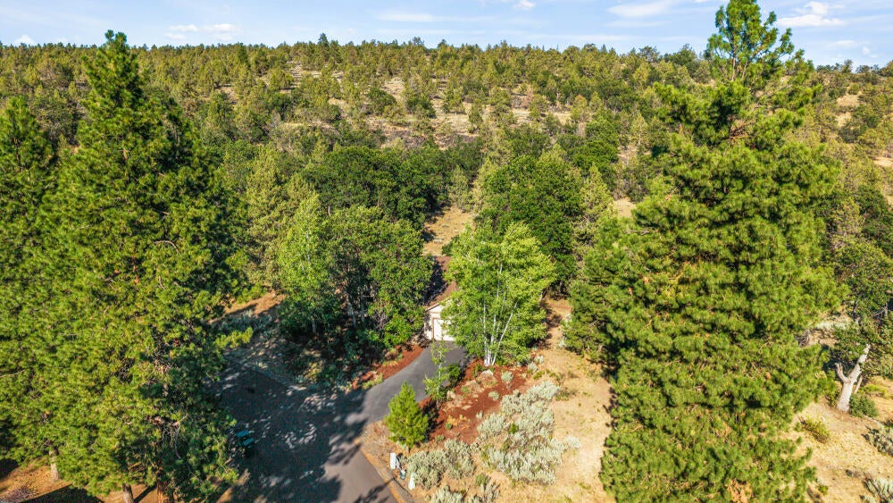9507 Kestrel Road Klamath Falls, OR 97601 - Photo 41 of 47 9057KestrelRd-64