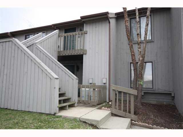 96 Lookout Ridge Drive Columbus, IN 47201 - Photo 1 of 9 Gallery Image 1