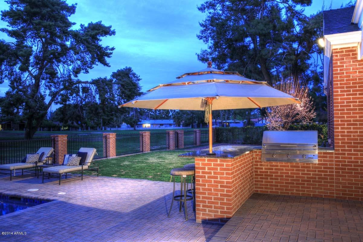 166 West Boca Raton Road Phoenix, AZ 85023 - Photo 19 of 49 BBQ Grill & Bar