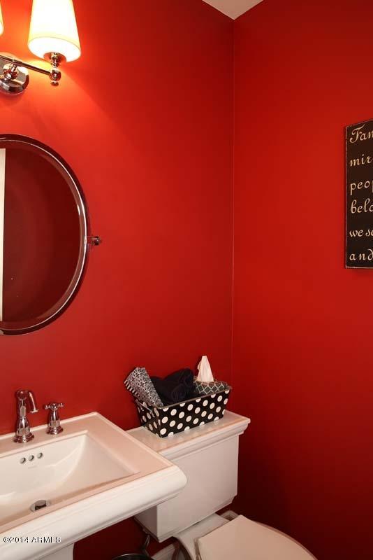 166 West Boca Raton Road Phoenix, AZ 85023 - Photo 41 of 49 Powder Room