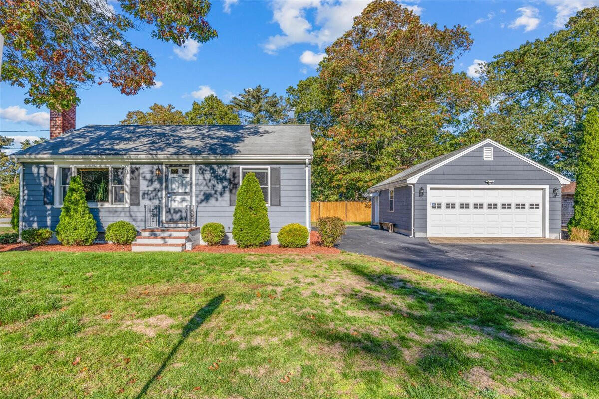 100 Swifts Beach Road Wareham, MA 02571 - Photo 1 of 35 100SwiftsBeachRd_25844_1