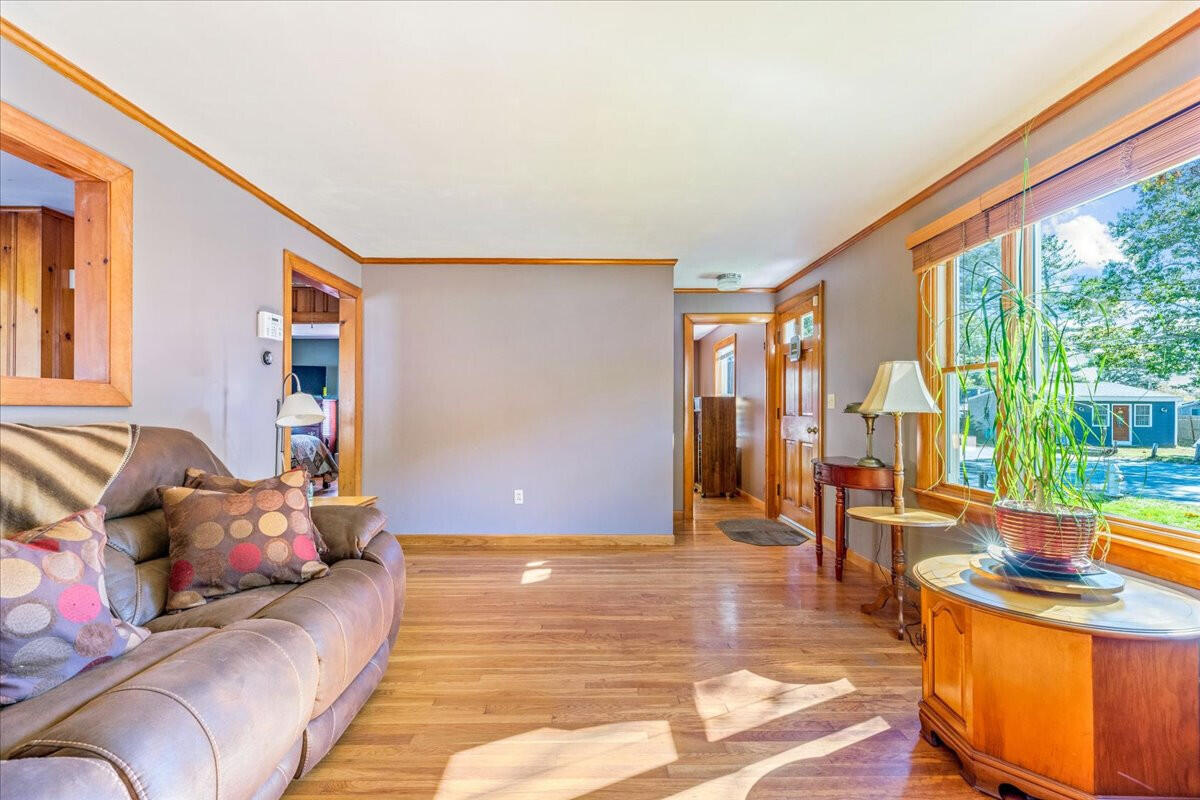 100 Swifts Beach Road Wareham, MA 02571 - Photo 11 of 35 100SwiftsBeachRd_25844_11