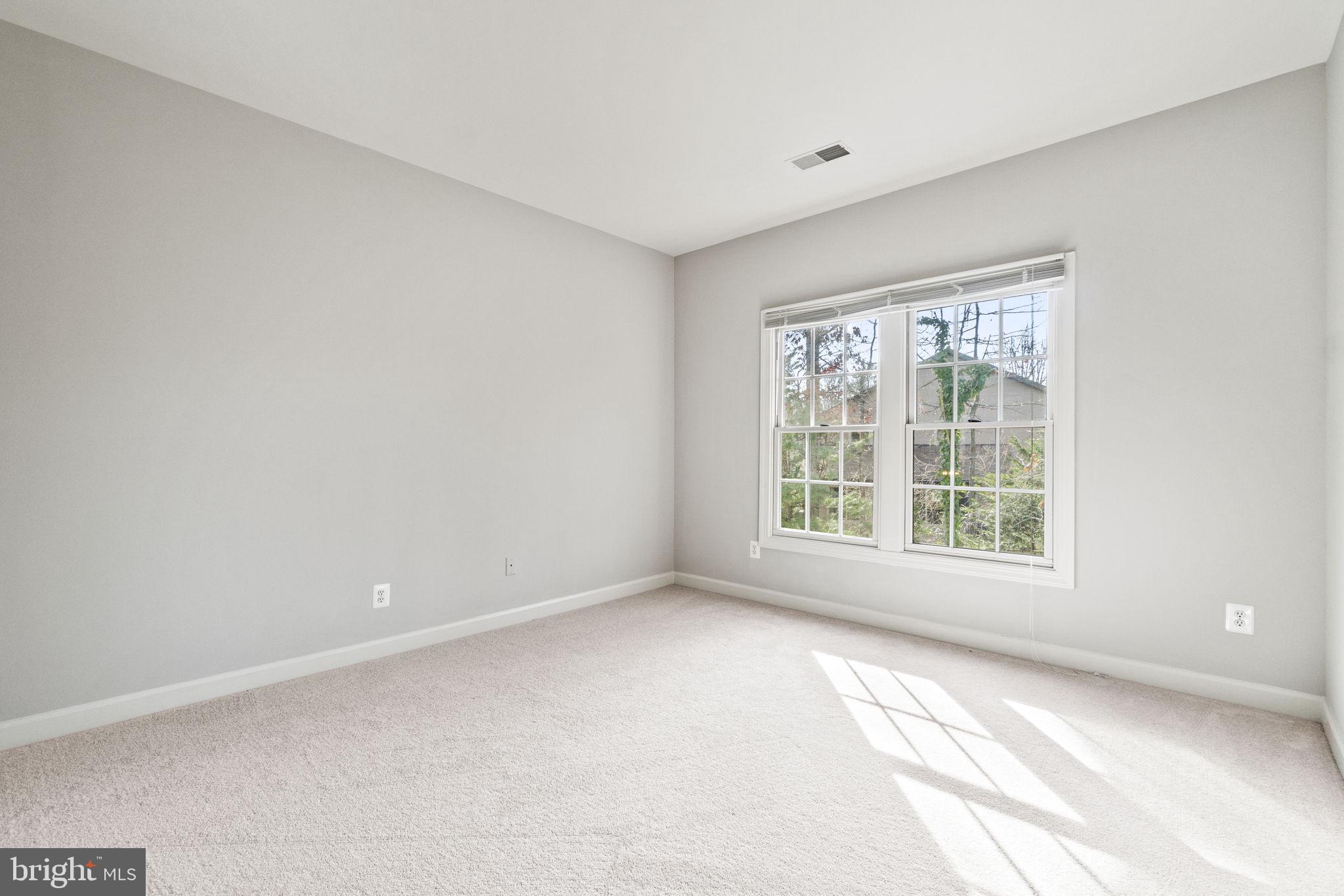 8589 Beatrice Court Springfield, VA 22152 - Photo 32 of 59 Gallery Image 32