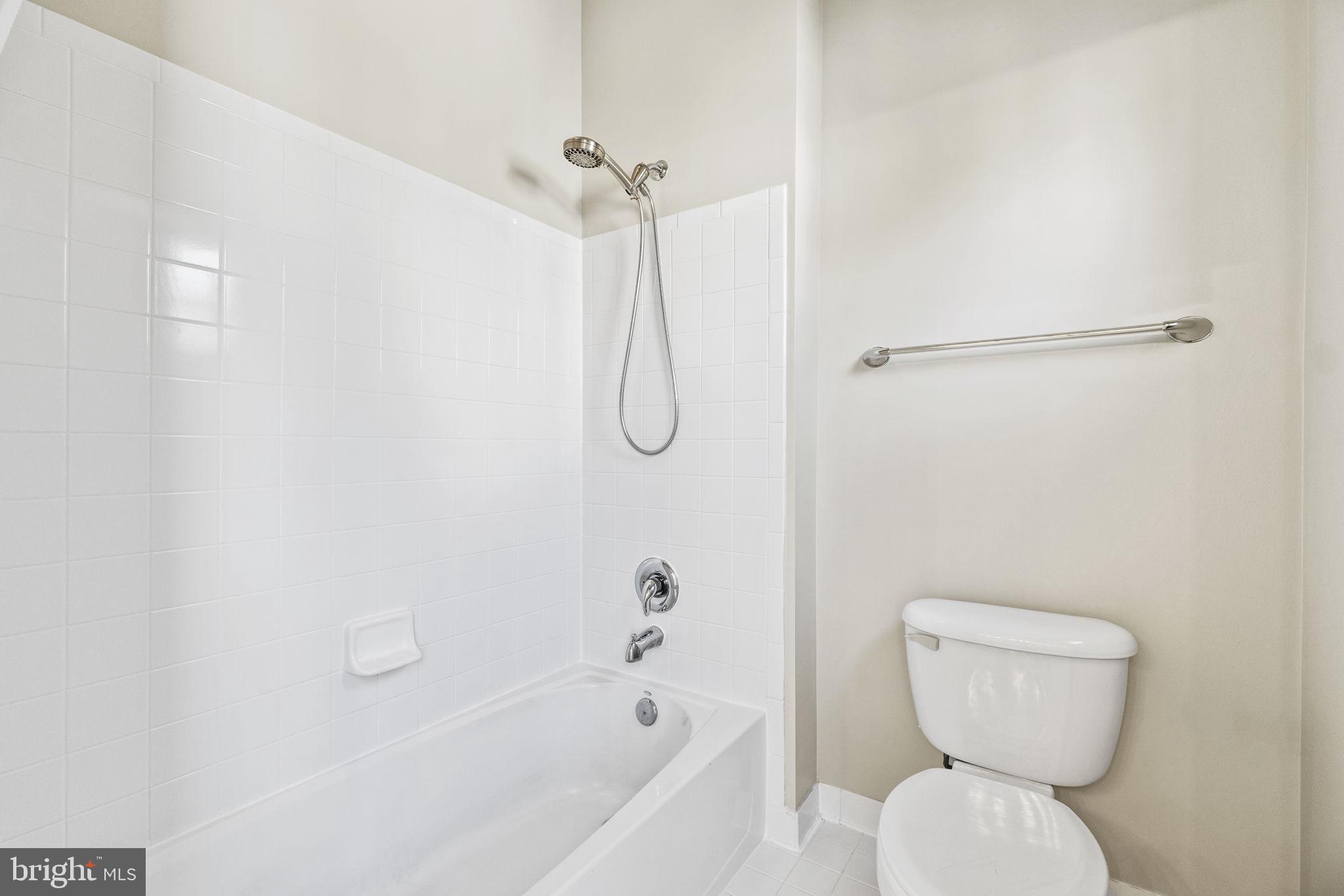 8589 Beatrice Court Springfield, VA 22152 - Photo 35 of 59 Gallery Image 35