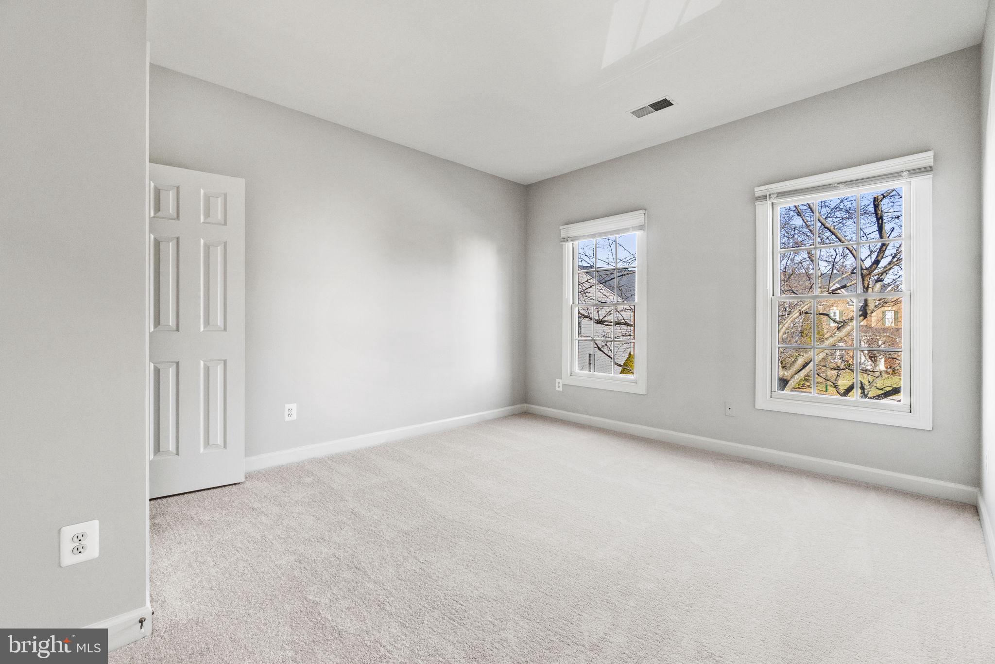 8589 Beatrice Court Springfield, VA 22152 - Photo 36 of 59 Gallery Image 36