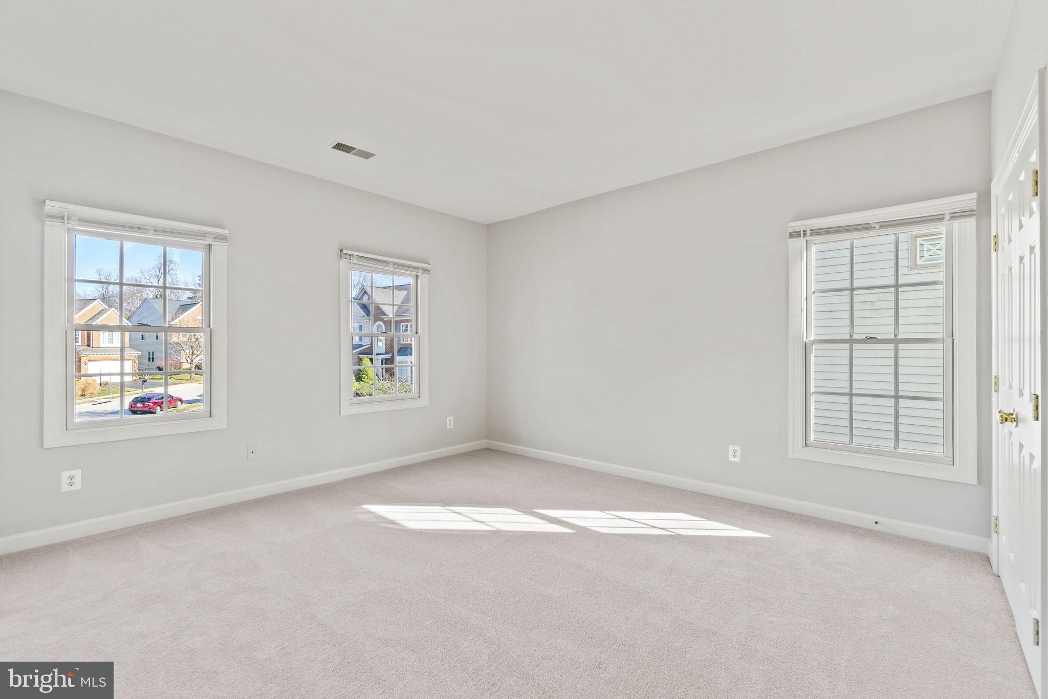 8589 Beatrice Court Springfield, VA 22152 - Photo 39 of 59 Gallery Image 39