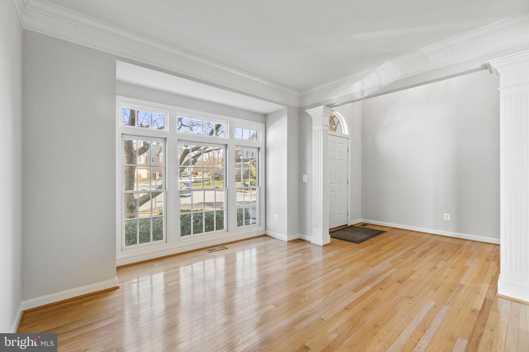 8589 Beatrice Court Springfield, VA 22152 - Photo 6 of 59 Gallery Image 6