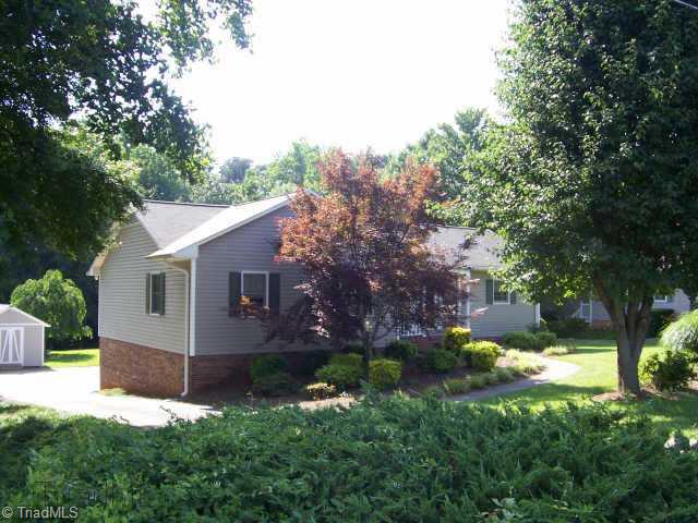 Exterior Front. Welcome to 8396 Coachman Lane, located in small, quiet, convenient neighborhood with easy access to Hwy 52.