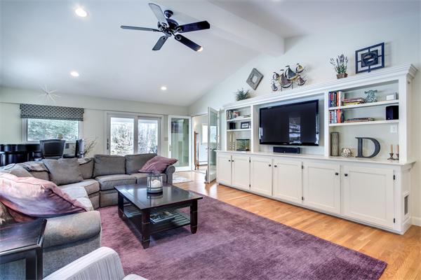 12 Overledge Road Manchester, MA 01944 - Photo 10 of 21 Gallery Image 10