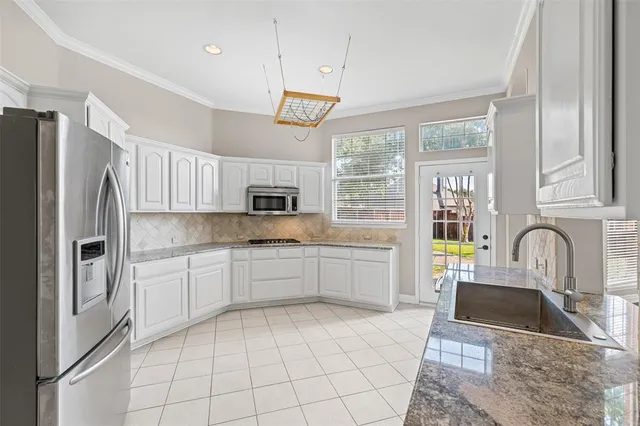 $3,700 | 5105 Natchez Drive, Rowlett, TX 75088