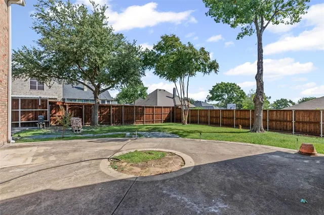 $3,700 | 5105 Natchez Drive, Rowlett, TX 75088