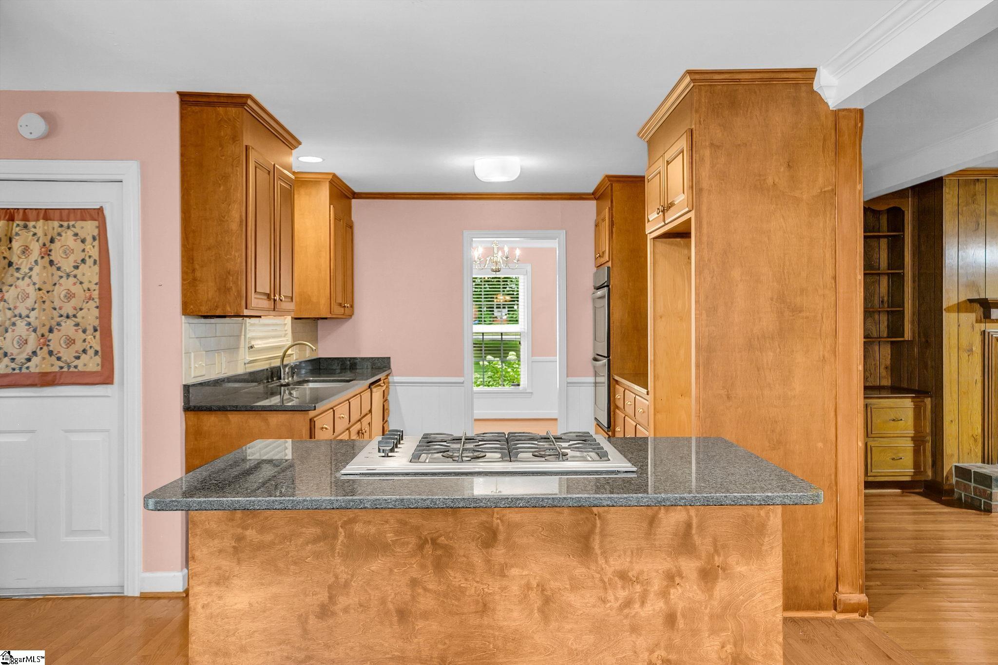 204 Montclair Road Greer, SC 29651 - Photo 21 of 43