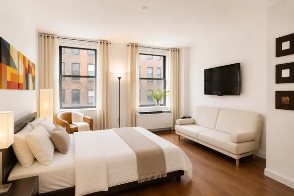 $3,400 | 1 Wall Street Court, Unit 408 | Financial District