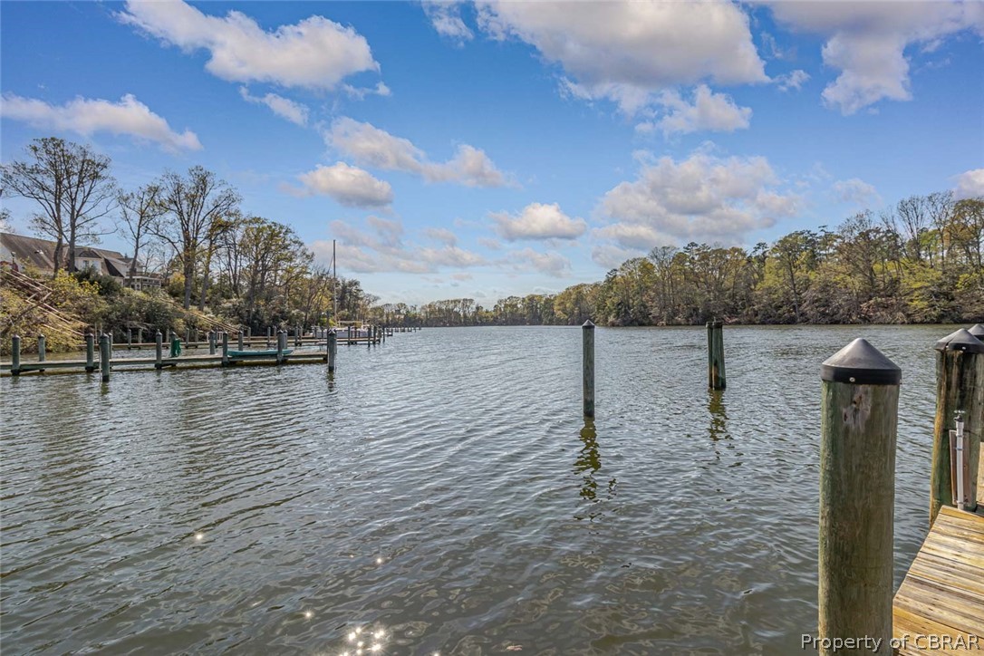 364 Captains Way Reedville, VA 22539 - Photo 5 of 50 Multiple Slips - Once had 5 boats here on this Pier!