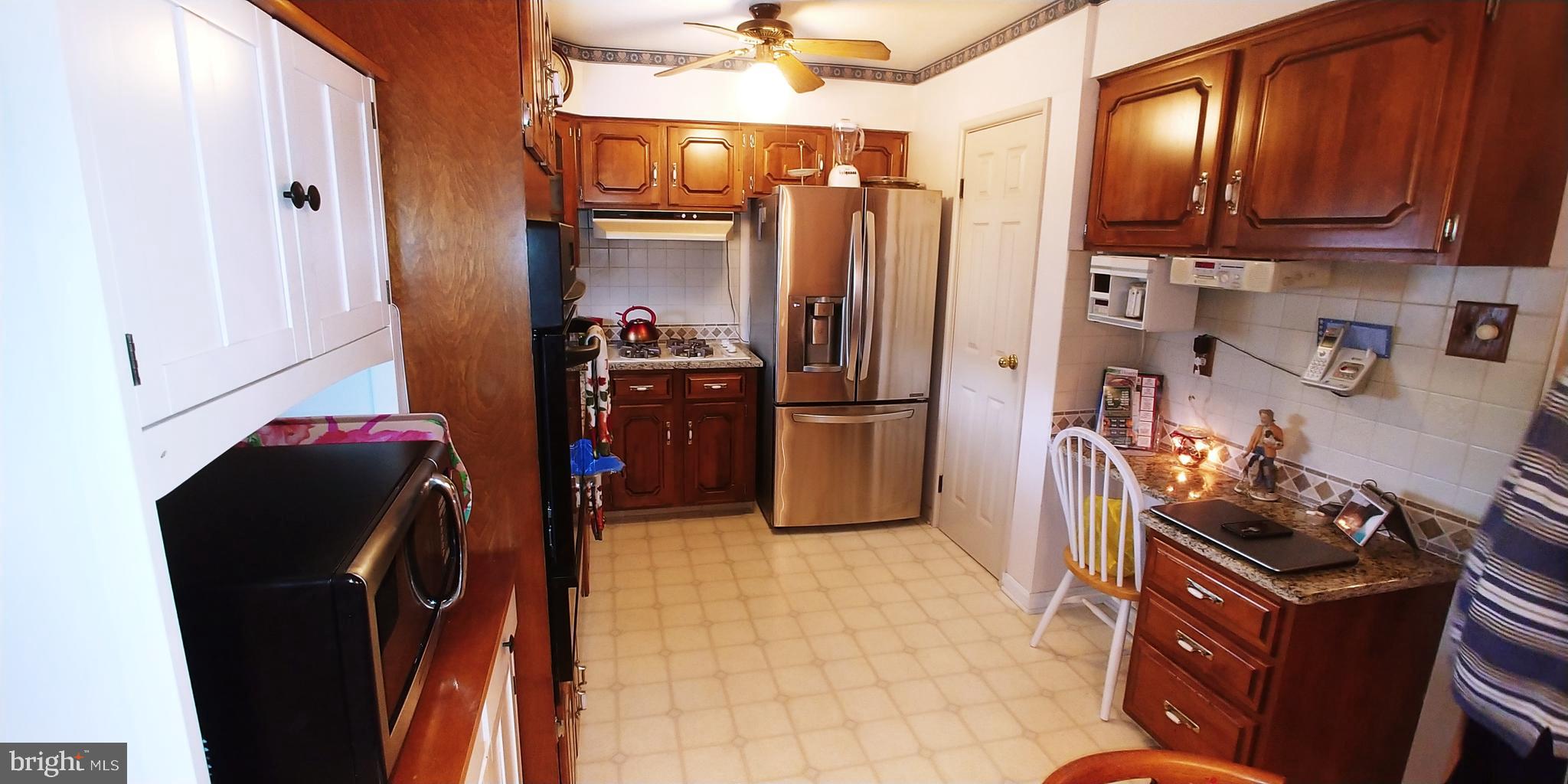 9973 Sandy Road Philadelphia, PA 19115 - Photo 9 of 33 Gallery Image 9
