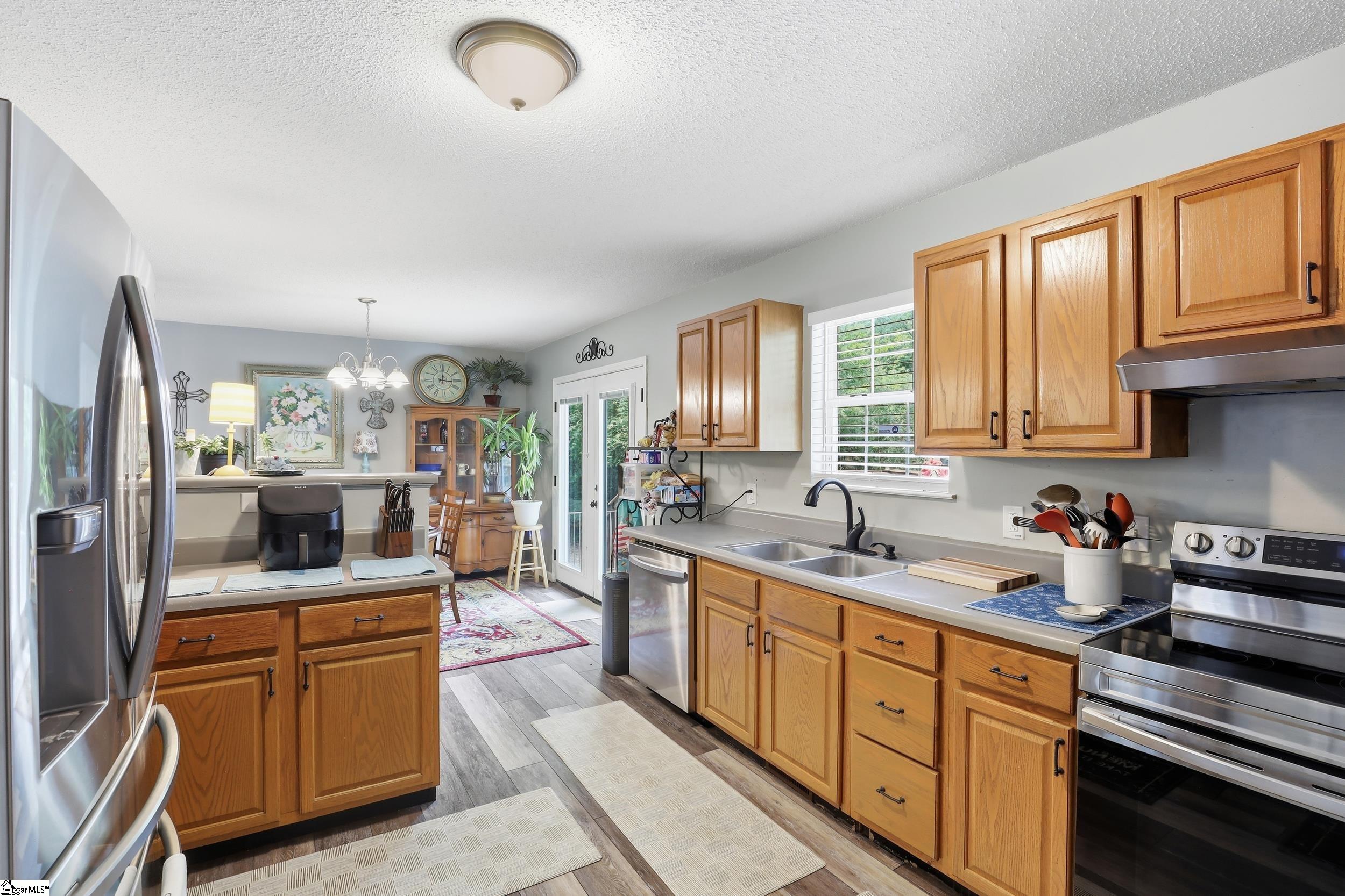 292 Carr Road Piedmont, SC 29673 - Photo 11 of 38