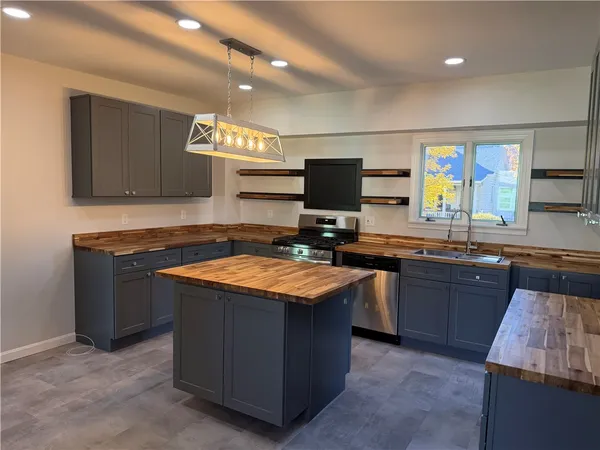 $210,000 | 122 West William Street, Bath, NY 14810