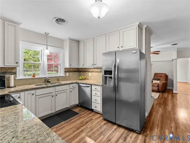 $450,000 | 21800 Patrick Henry Highway, Jetersville, VA 23083