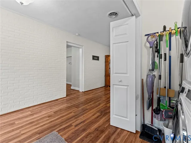 $450,000 | 21800 Patrick Henry Highway, Jetersville, VA 23083