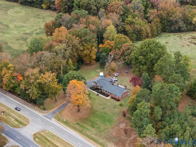 $450,000 | 21800 Patrick Henry Highway, Jetersville, VA 23083