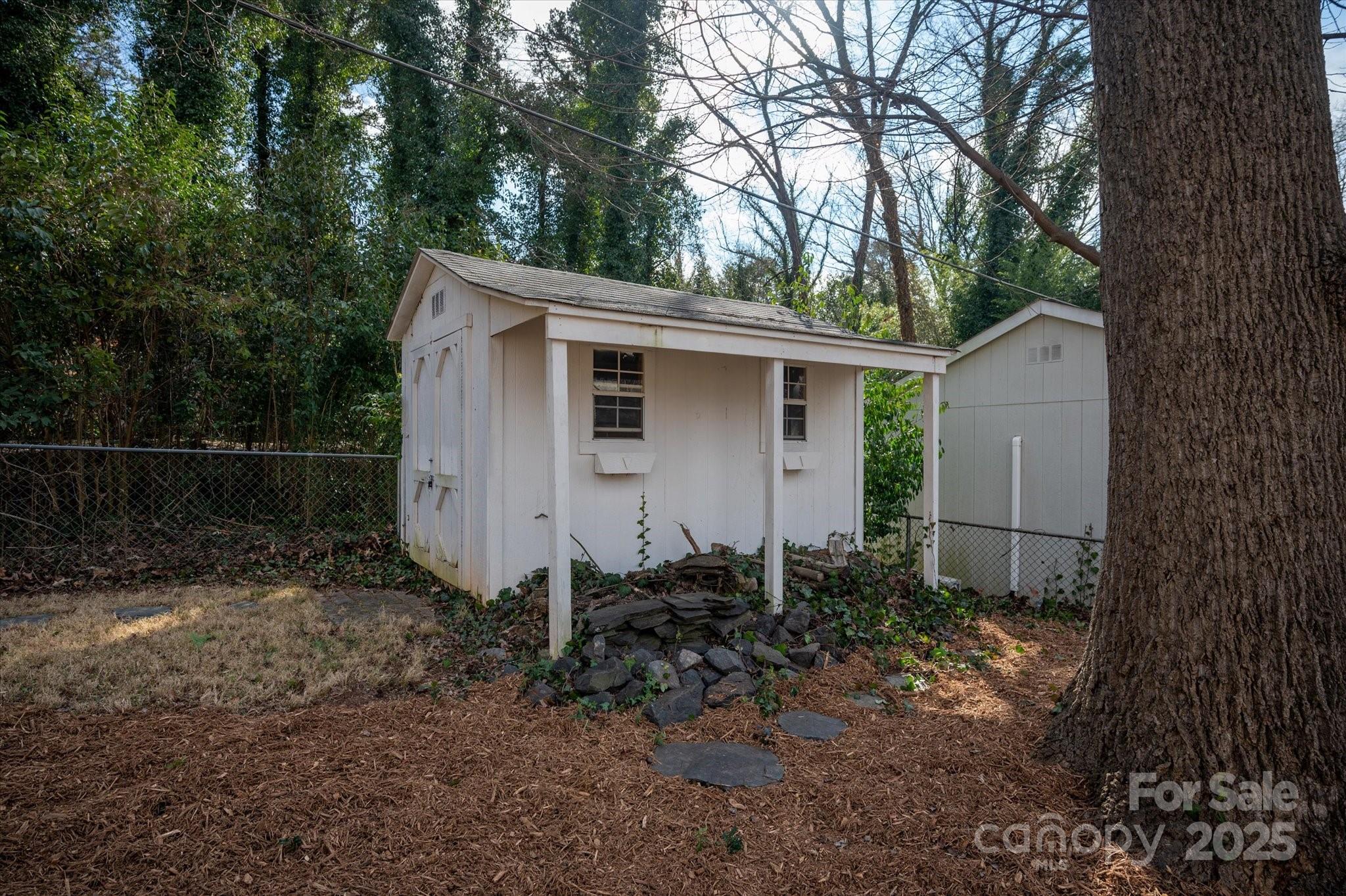 5435 Farmbrook Drive Charlotte, NC 28210 - Photo 33 of 35