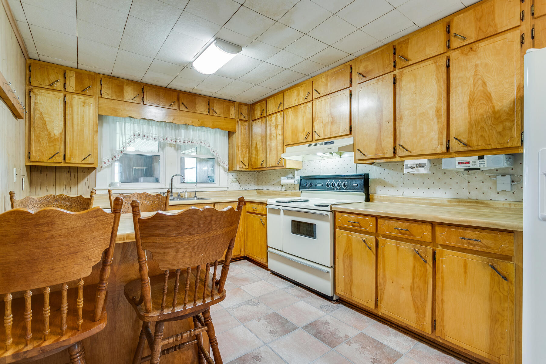122 Flag Branch Road Greeneville, TN 37743 - Photo 12 of 32 012
