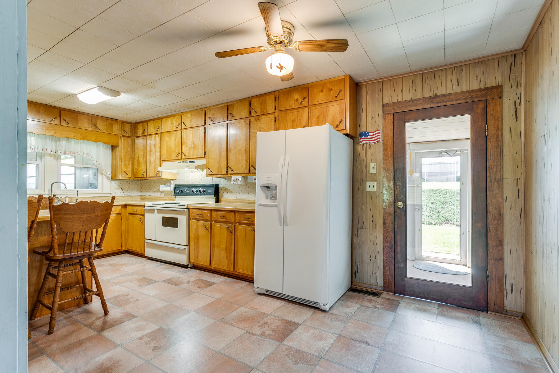 122 Flag Branch Road Greeneville, TN 37743 - Photo 9 of 32 009