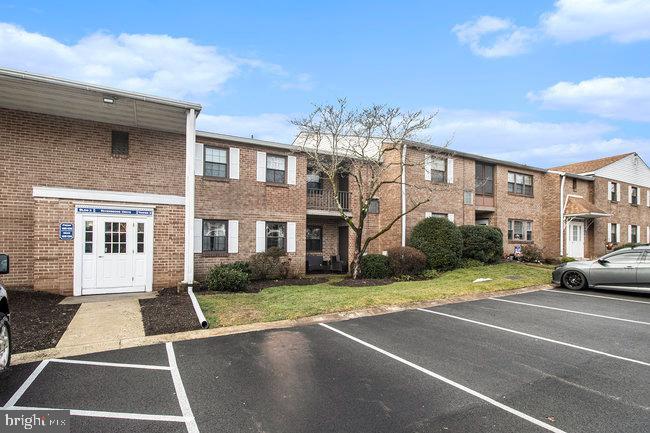 131 Riversedge Drive, Unit CONDO 131 Norristown, PA 19403 - Photo 2 of 20 Gallery Image 2